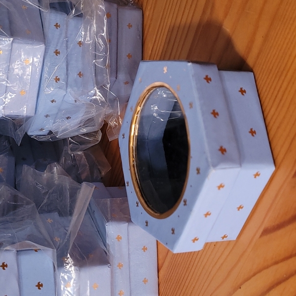 50 beautiful mini hexagon boxes perfect size jewelry or miniatures - Picture 5 of 5